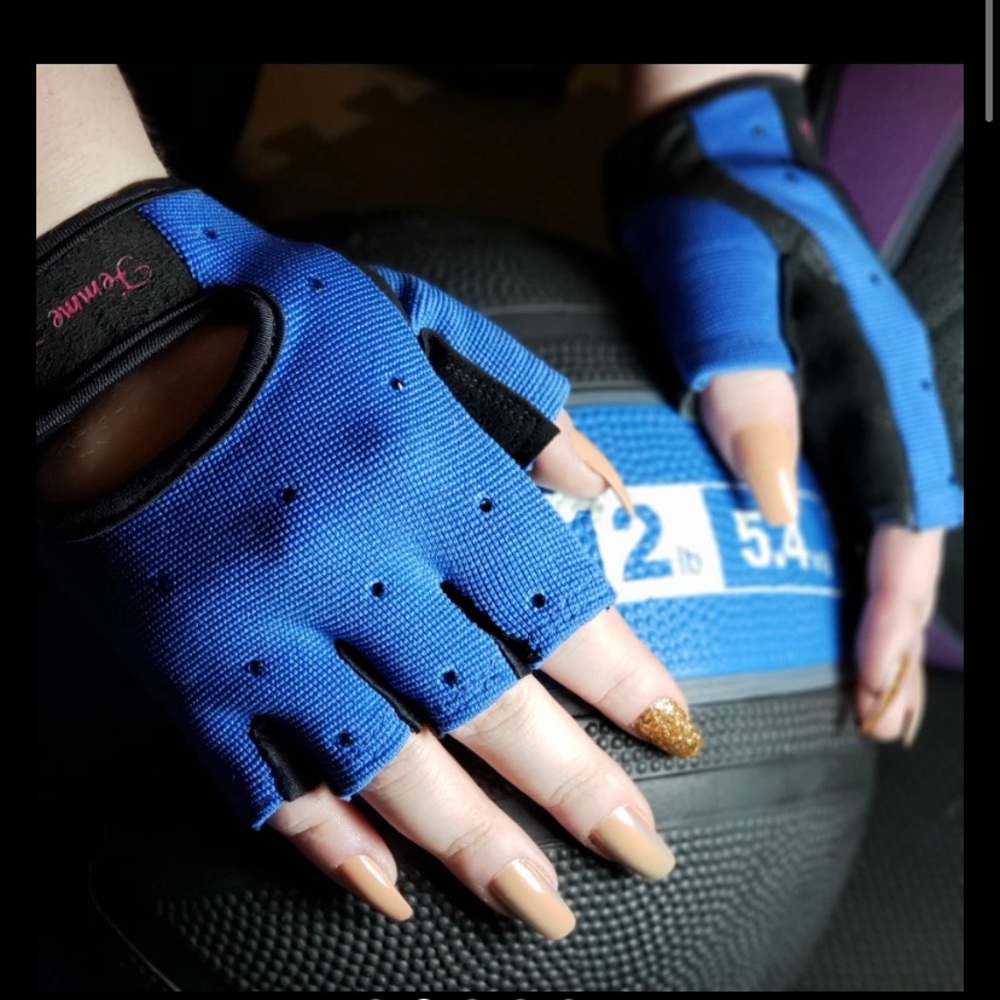 Swarovski Crystal Embellished Fitness Gloves
